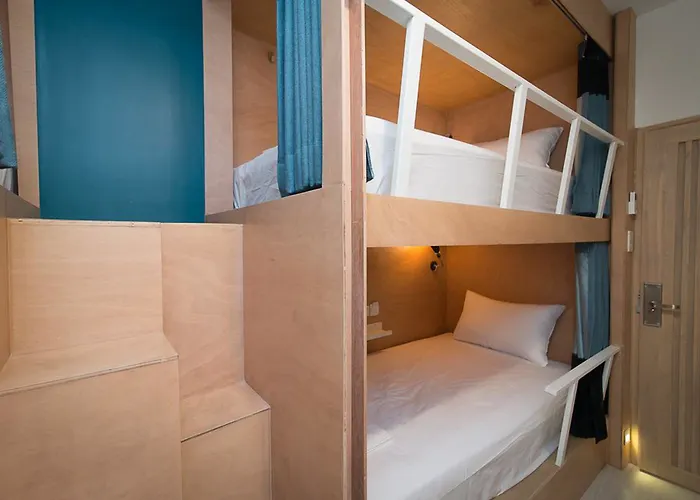 Suk18 (adults Only) Auberge de jeunesse